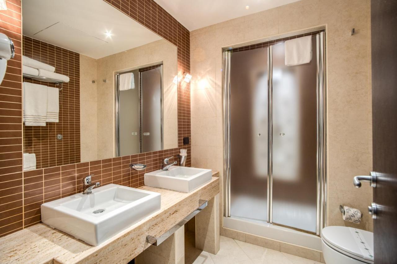Hotel Everest Inn Rome Bagian luar foto