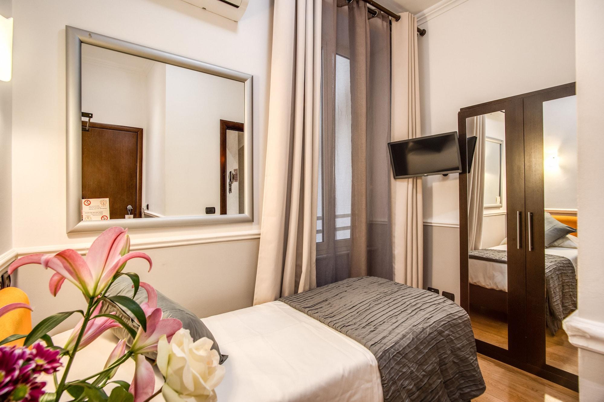 Hotel Everest Inn Rome Bagian luar foto