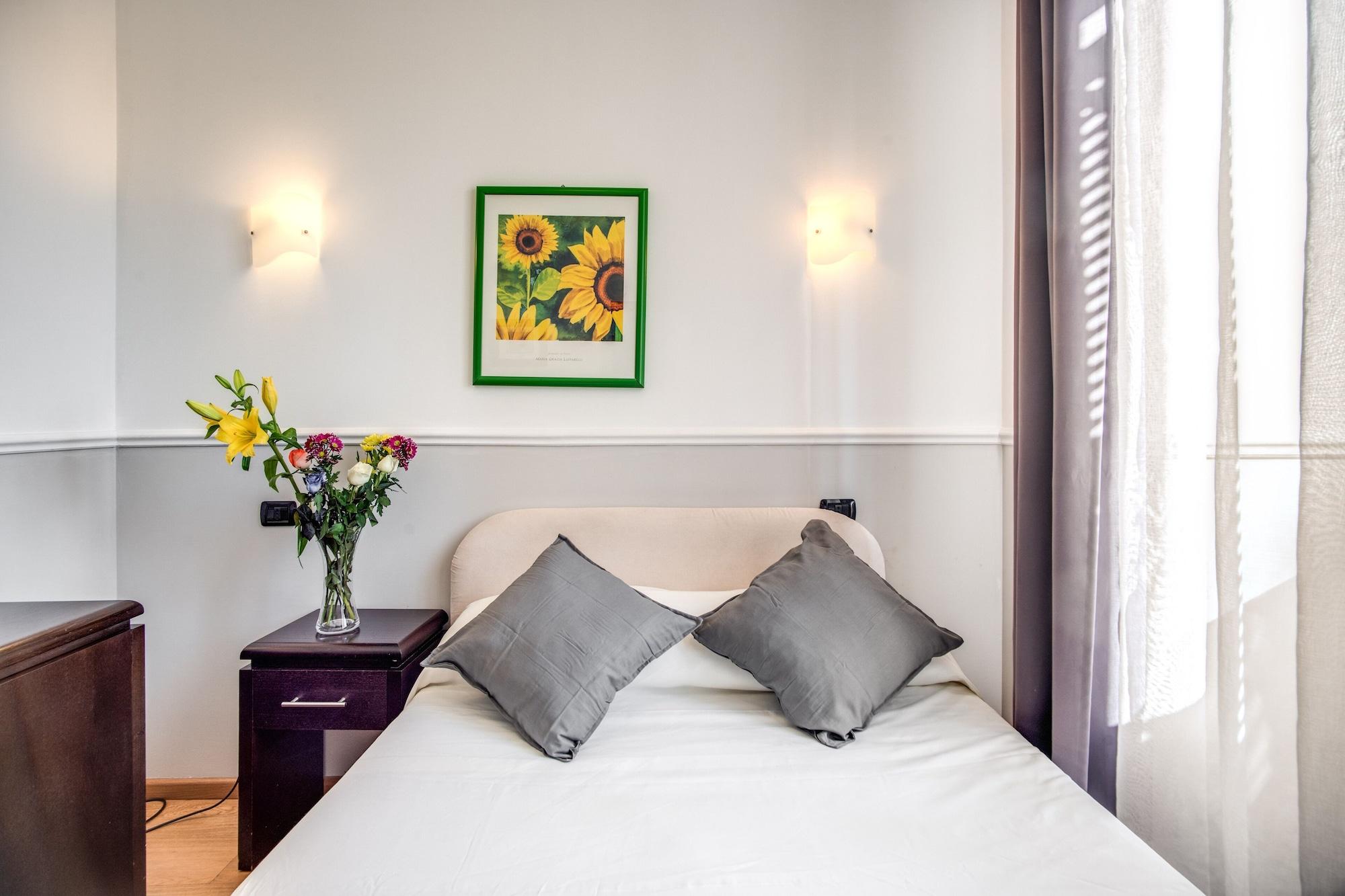Hotel Everest Inn Rome Bagian luar foto