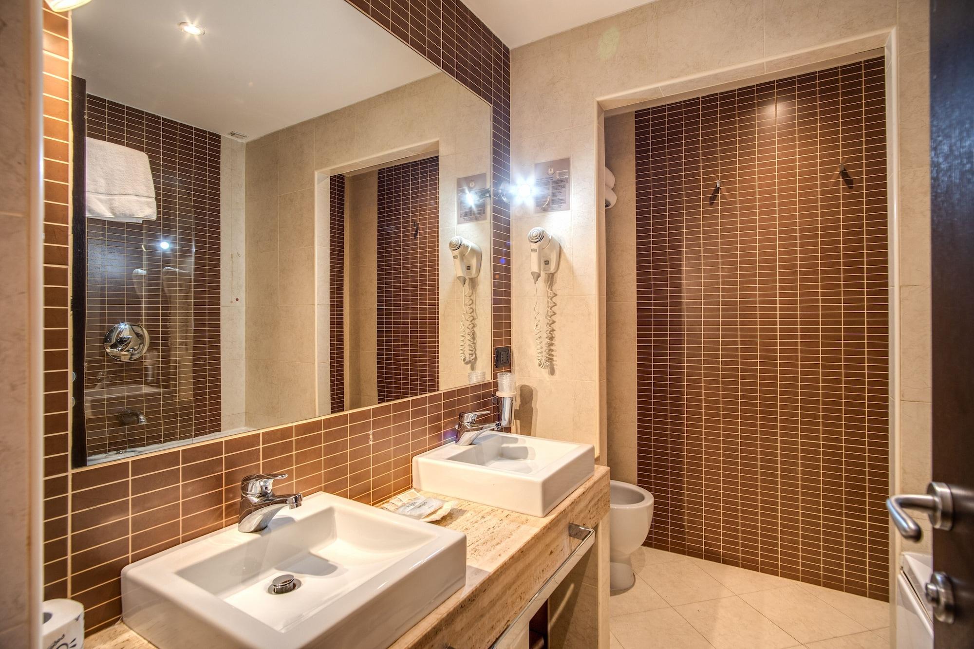 Hotel Everest Inn Rome Bagian luar foto