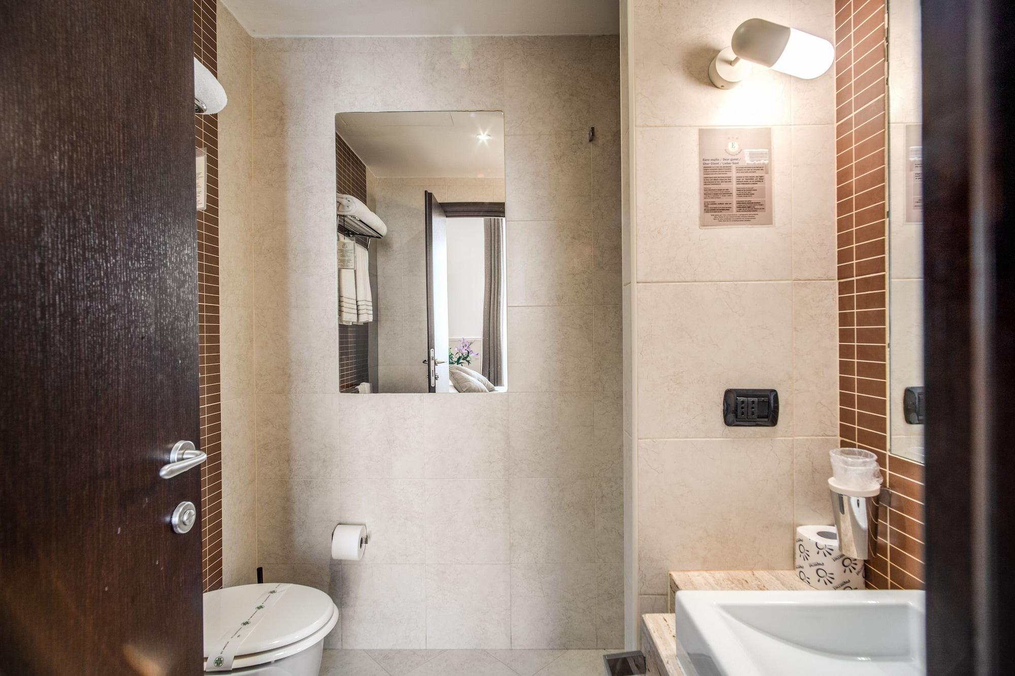 Hotel Everest Inn Rome Bagian luar foto