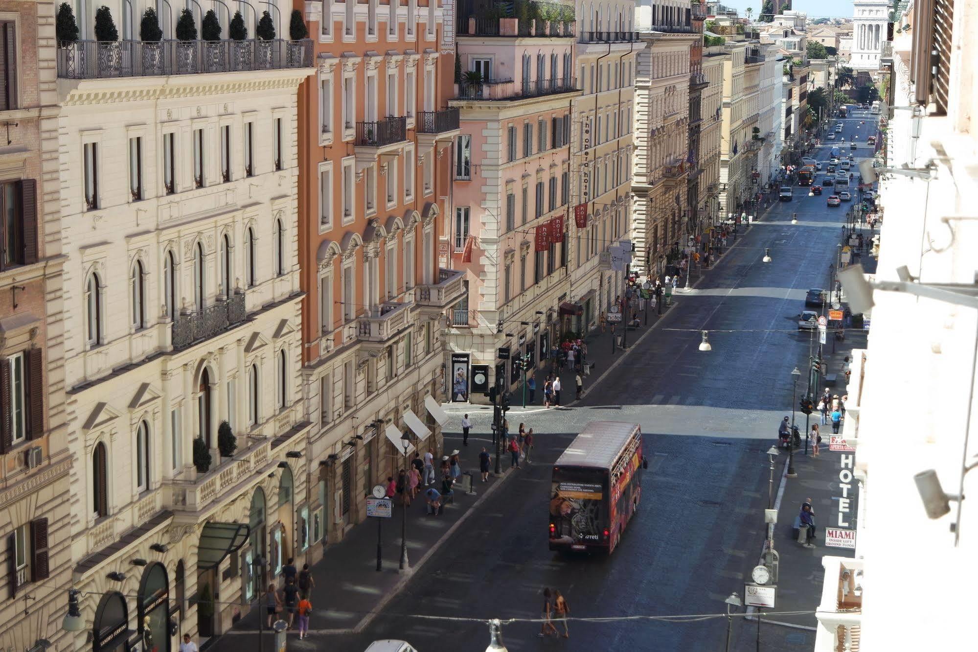 Hotel Everest Inn Rome Bagian luar foto