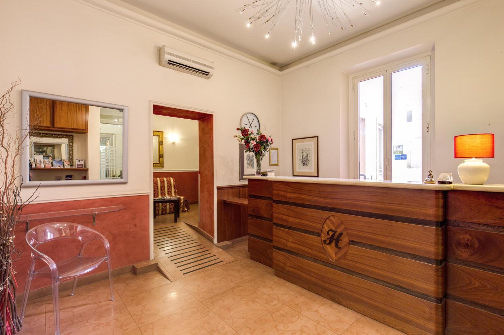 Hotel Everest Inn Rome Bagian luar foto